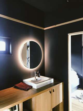 L'éclairage de votre salle de bain est essentielle votre vie quotidienne.