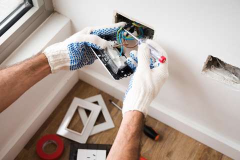 Les travaux d'électricité sont importants !